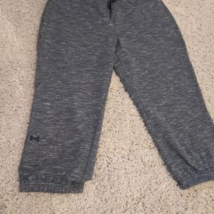 Under Armour semi fitted cold gear capri joggers